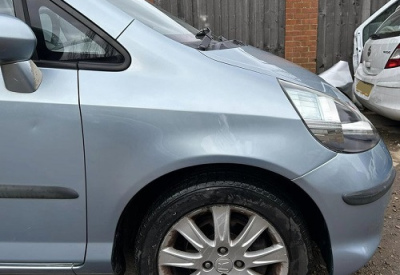 honda-jazz-dent-repair-in-Hampshire-and-Berkshire